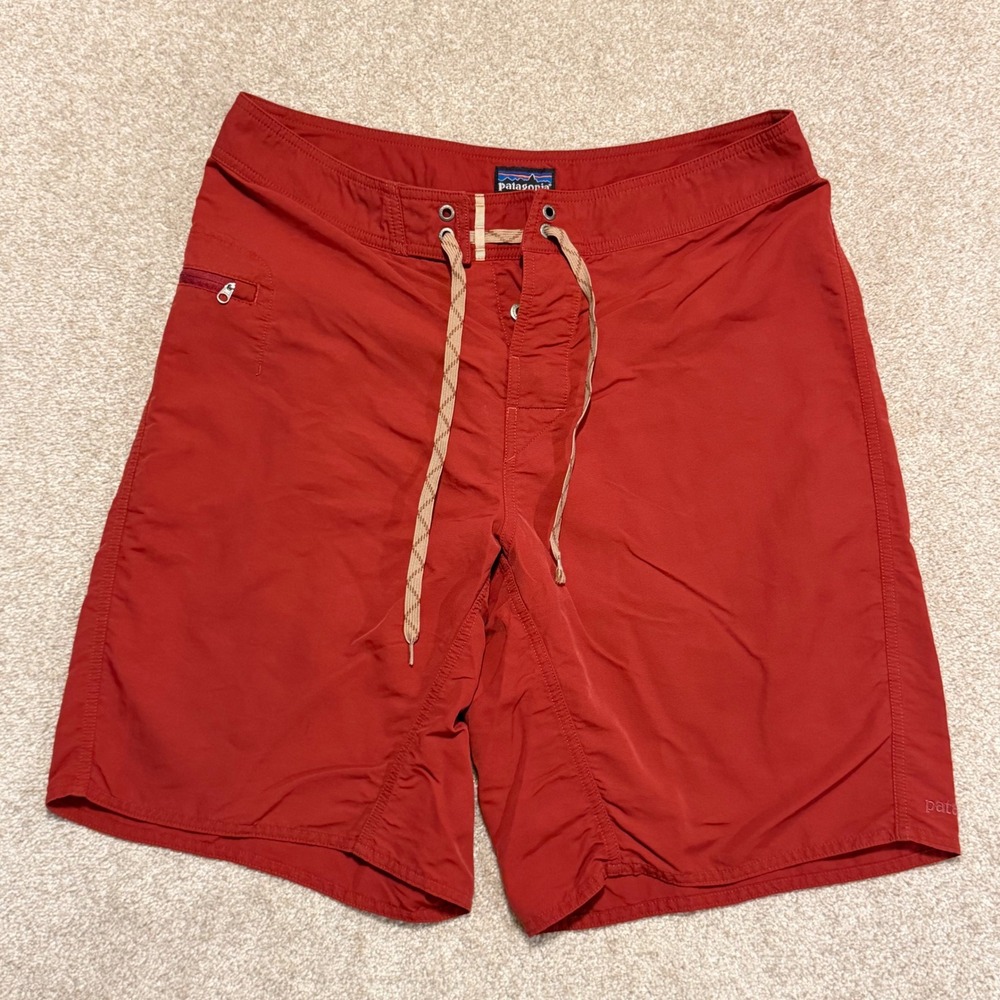 Patagonia Board Shorts Mens 33 Red Nylon Swim Trunks Surfing Outdoor